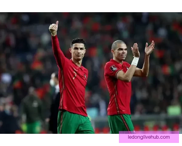 乐动体育足球全新赛季精彩赛事盘点与战术解析指南